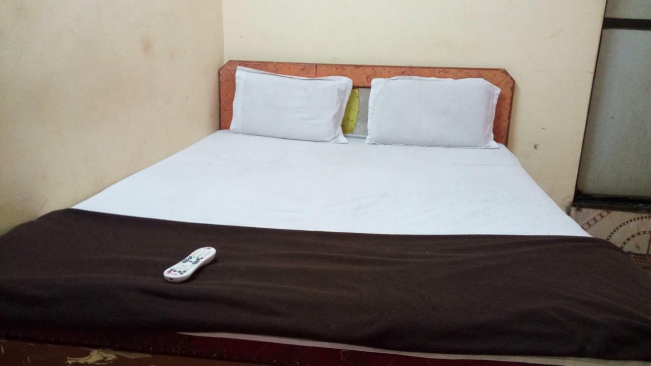 Hotel Sapna Lodge Vashi Exterior foto
